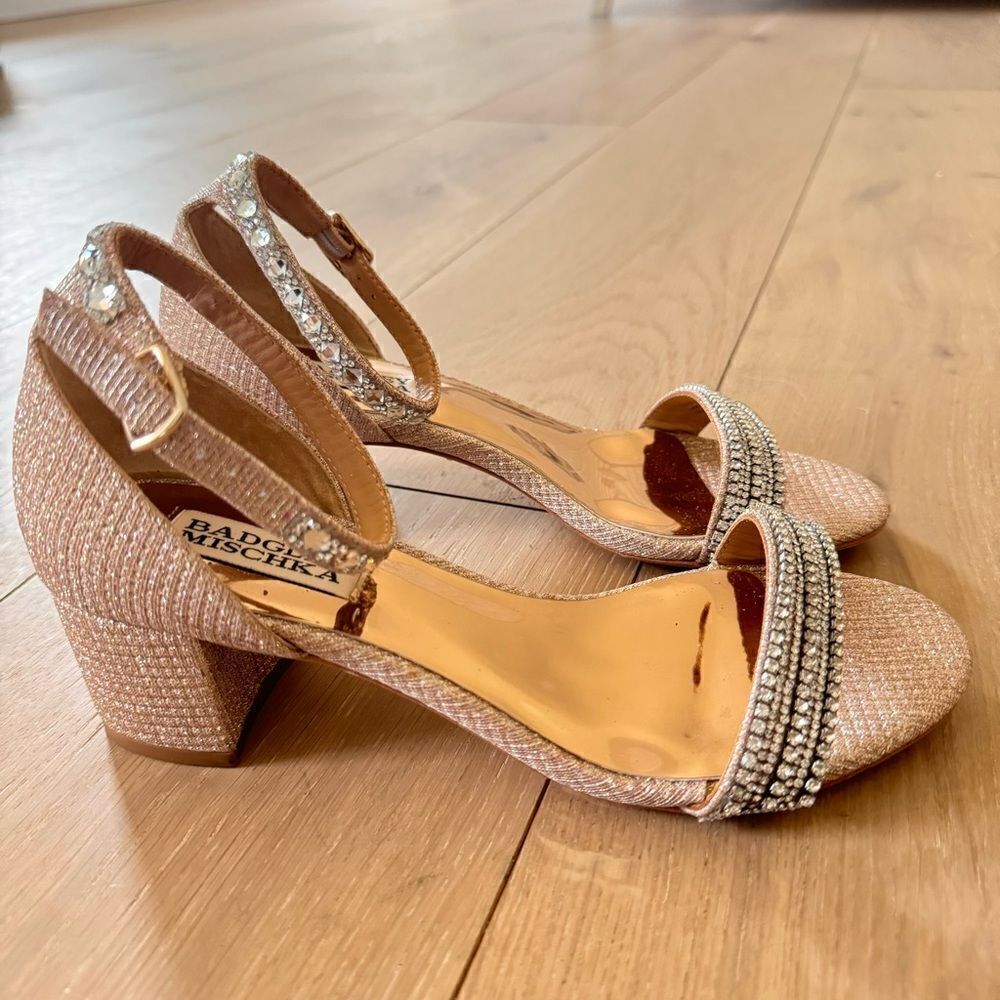 Badgley Mischka Women's Ornamented Sandal Heel 6 1/2